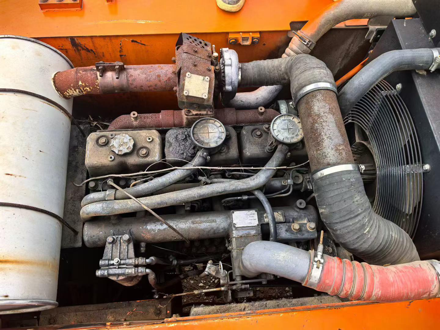 Buy Doosan DH220-9E Used Excavator / 3