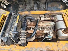 Buy Kato HD820R Used Excavator / 7 Buy Kato HD820R Used Excavator / 7