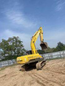 Buy Sumitomo SH200A5 Used Excavator / 3 Buy Sumitomo SH200A5 Used Excavator / 3