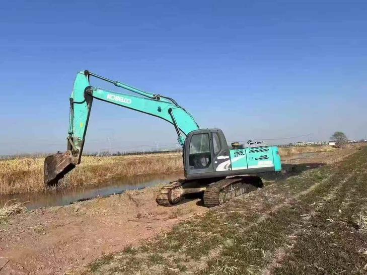 Buy Kobelco SK200-8 Used Excavator / 1