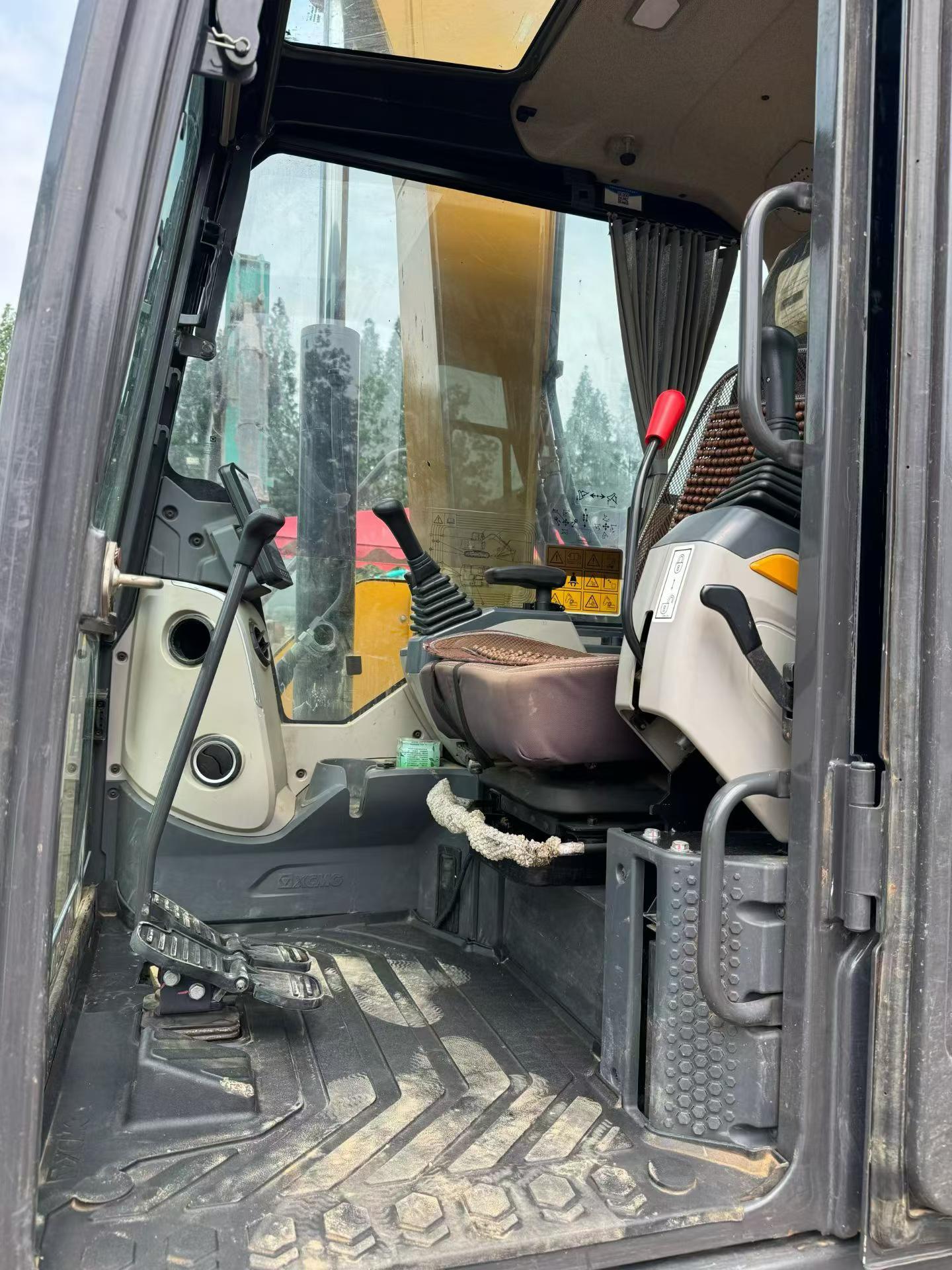 Buy XCMG XE75C Used Excavator / 6 Buy XCMG XE75C Used Excavator / 6
