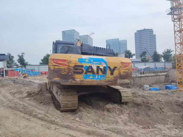 Buy Sany SY245H Used Excavator / 1