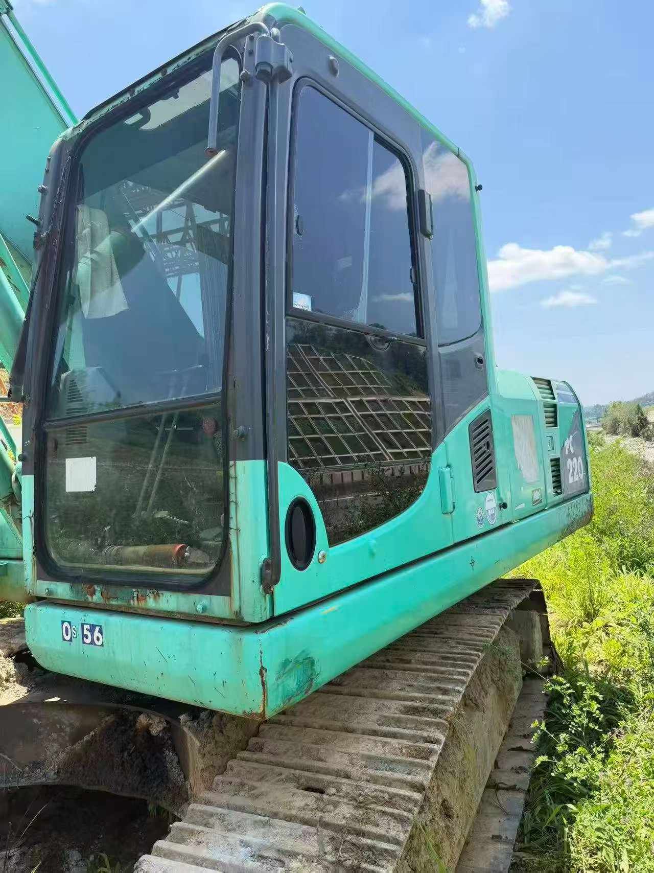 Buy Komatsu PC200-8N1 Used Excavator / 1