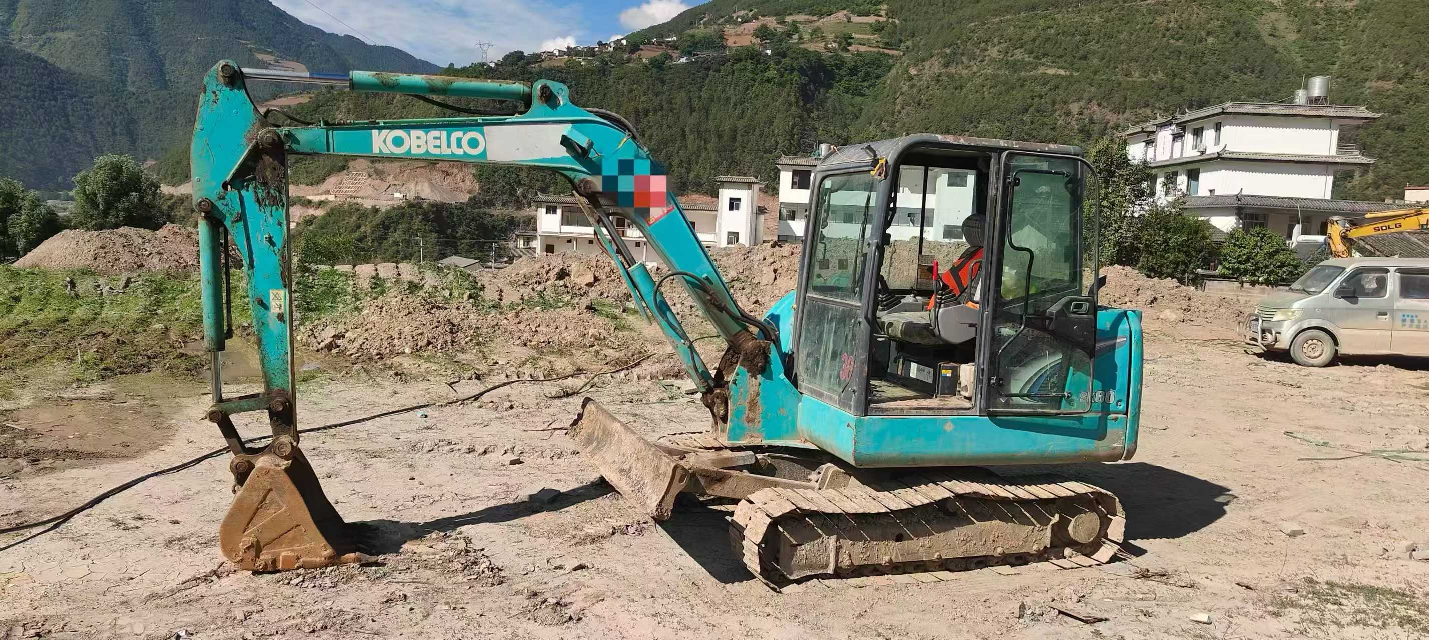 Buy Kobelco SK60 Used Excavator / 2