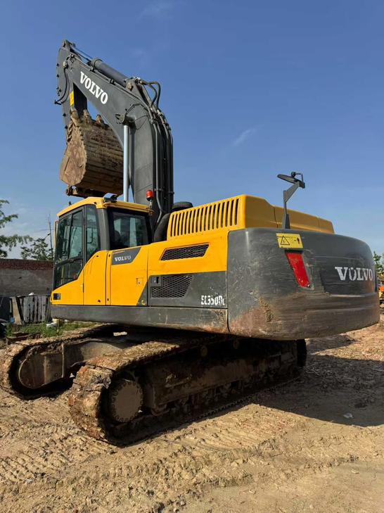 Buy Volvo EC350DL Used Excavator / 1