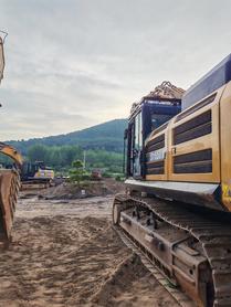 Buy Sany SY550H Used Excavator / 6 Buy Sany SY550H Used Excavator / 6