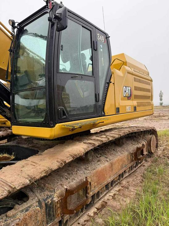 Buy Caterpillar 349E Used Excavator / 1