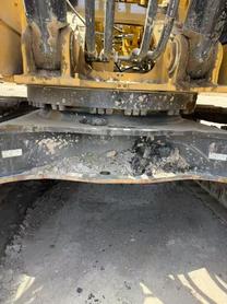 Buy Caterpillar 374D Used Excavator / 6 Buy Caterpillar 374D Used Excavator / 6