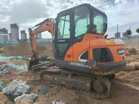 Buy Doosan DH60 Used Excavator / 2 Buy Doosan DH60 Used Excavator / 2
