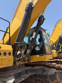 Buy Caterpillar 374D Used Excavator / 4 Buy Caterpillar 374D Used Excavator / 4
