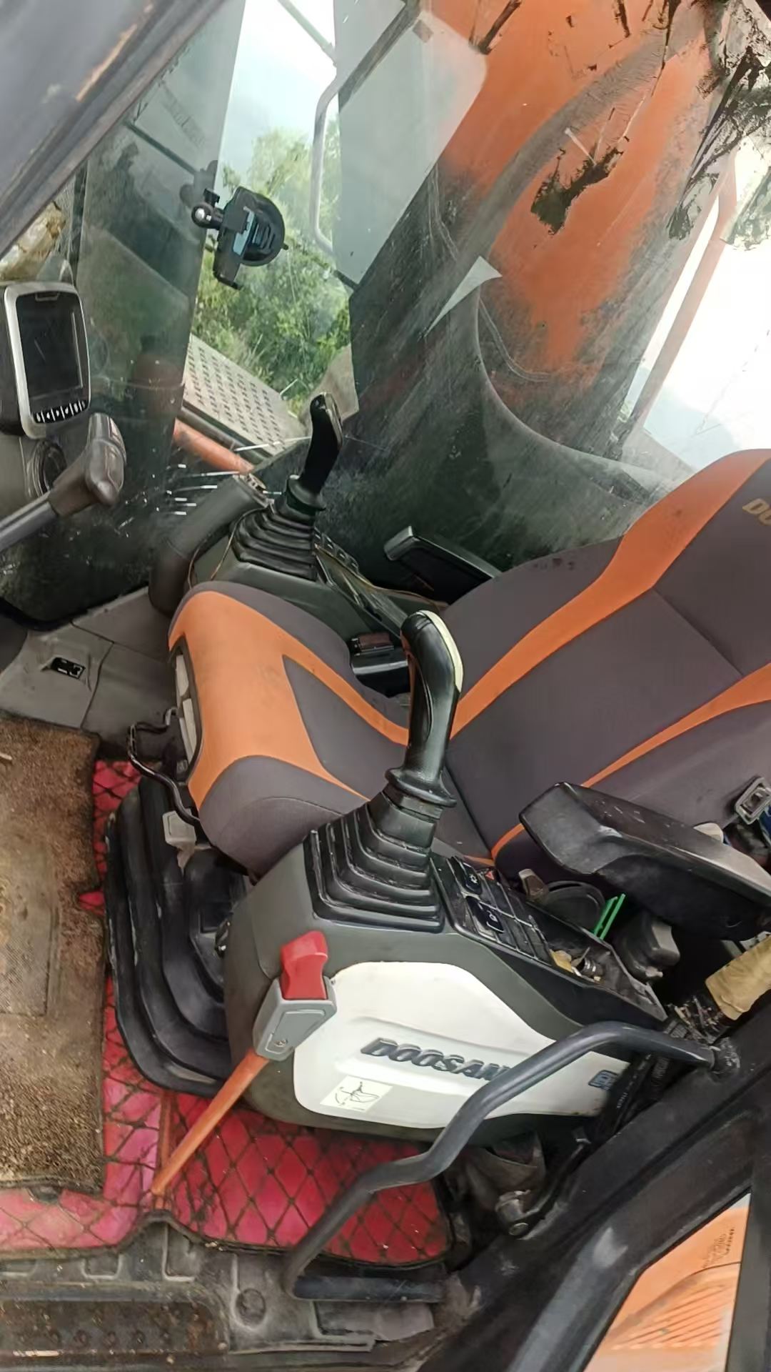 Buy Doosan DX380 Used Excavator / 3 Buy Doosan DX380 Used Excavator / 3