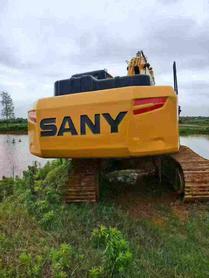 Buy Sany SY205C Used Excavator / 2 Buy Sany SY205C Used Excavator / 2