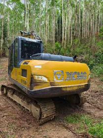 Buy XCMG XE135B Used Excavator / 2 Buy XCMG XE135B Used Excavator / 2