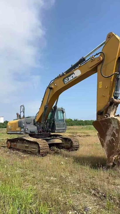 Buy XCMG XE380K Used Excavator / 1