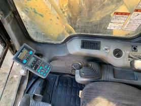 Buy Komatsu PC220LC-6 Used Excavator / 4 Buy Komatsu PC220LC-6 Used Excavator / 4