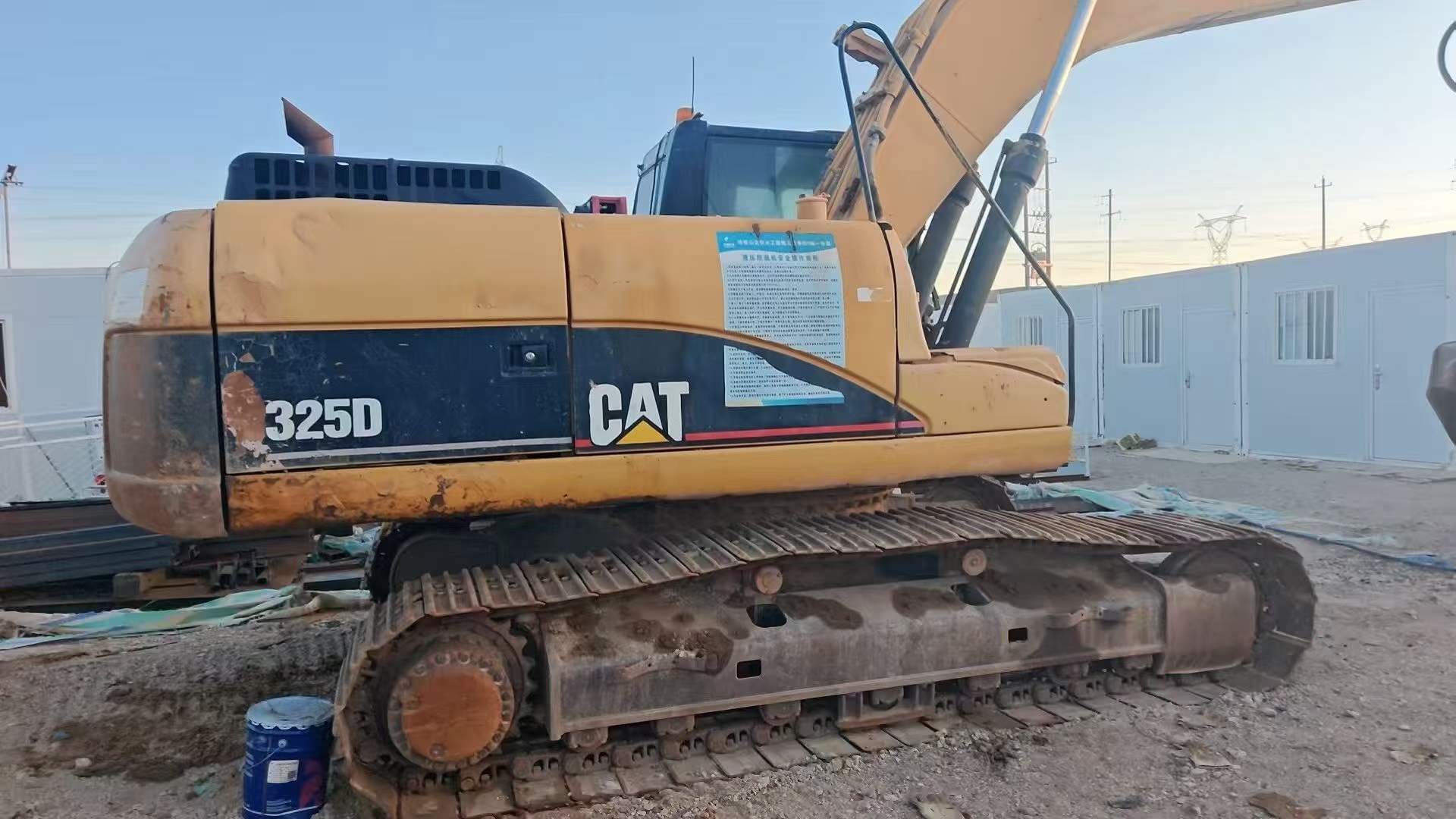 Buy Caterpillar 324D Used Excavator / 2