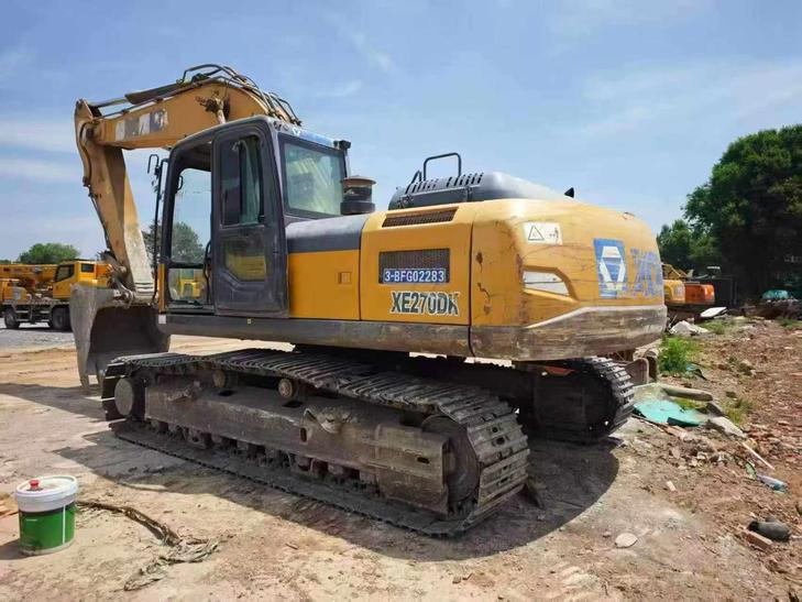Buy XCMG XE270DK Used Excavator / 1
