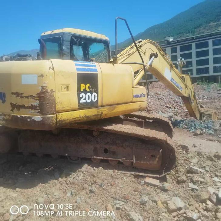 Buy Komatsu PC160-7 Used Excavator / 1