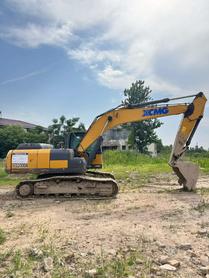 Buy XCMG XE200DA Used Excavator / 3 Buy XCMG XE200DA Used Excavator / 3