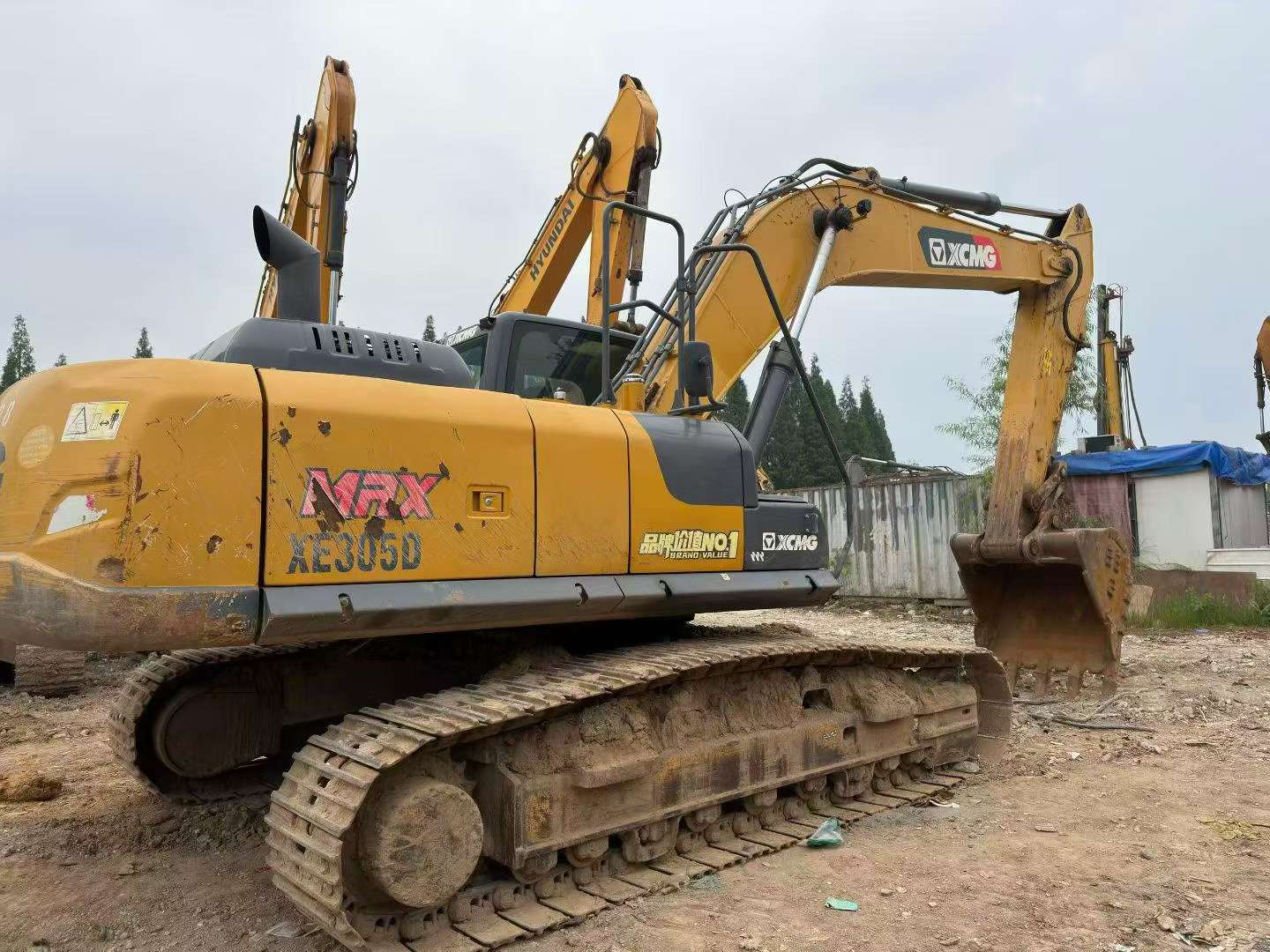 Buy XCMG XE245D Used Excavator / 4 Buy XCMG XE245D Used Excavator / 4