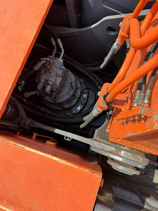 Buy Hitachi ZX240-3G Used Excavator / 1