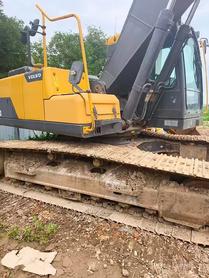 Buy Volvo EC200 Used Excavator / 2 Buy Volvo EC200 Used Excavator / 2