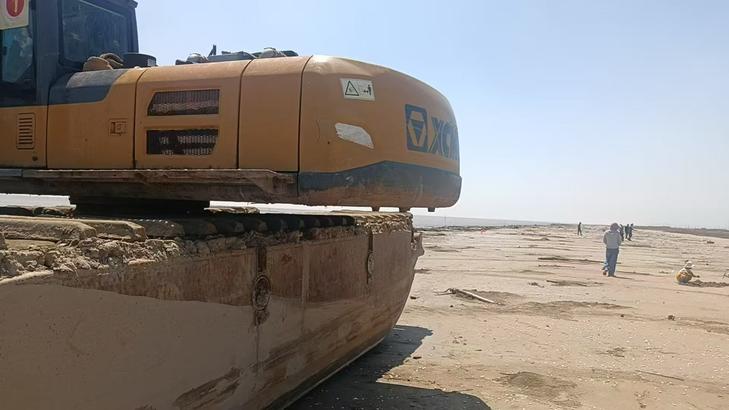 Buy XCMG LW220 Used Excavator / 1