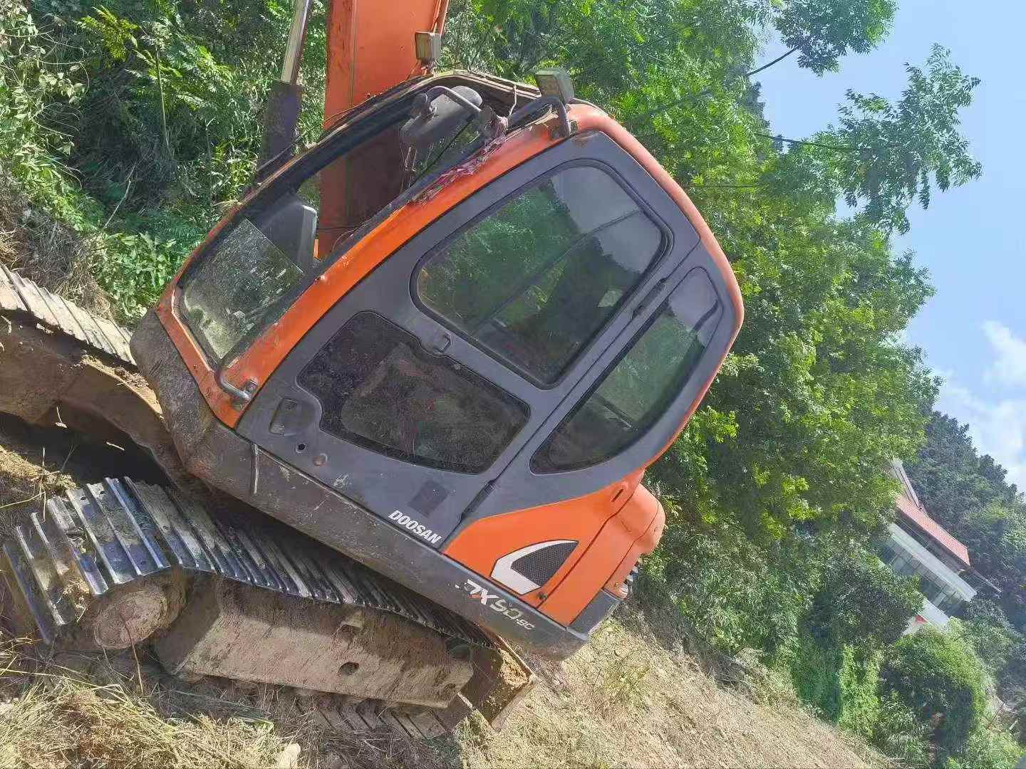 Buy Doosan DX75 Used Excavator / 3