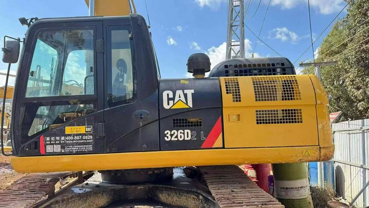 Buy Caterpillar 326DL Used Excavator / 1