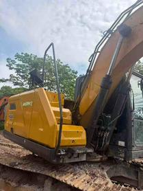 Buy XCMG XE135B Used Excavator / 2 Buy XCMG XE135B Used Excavator / 2