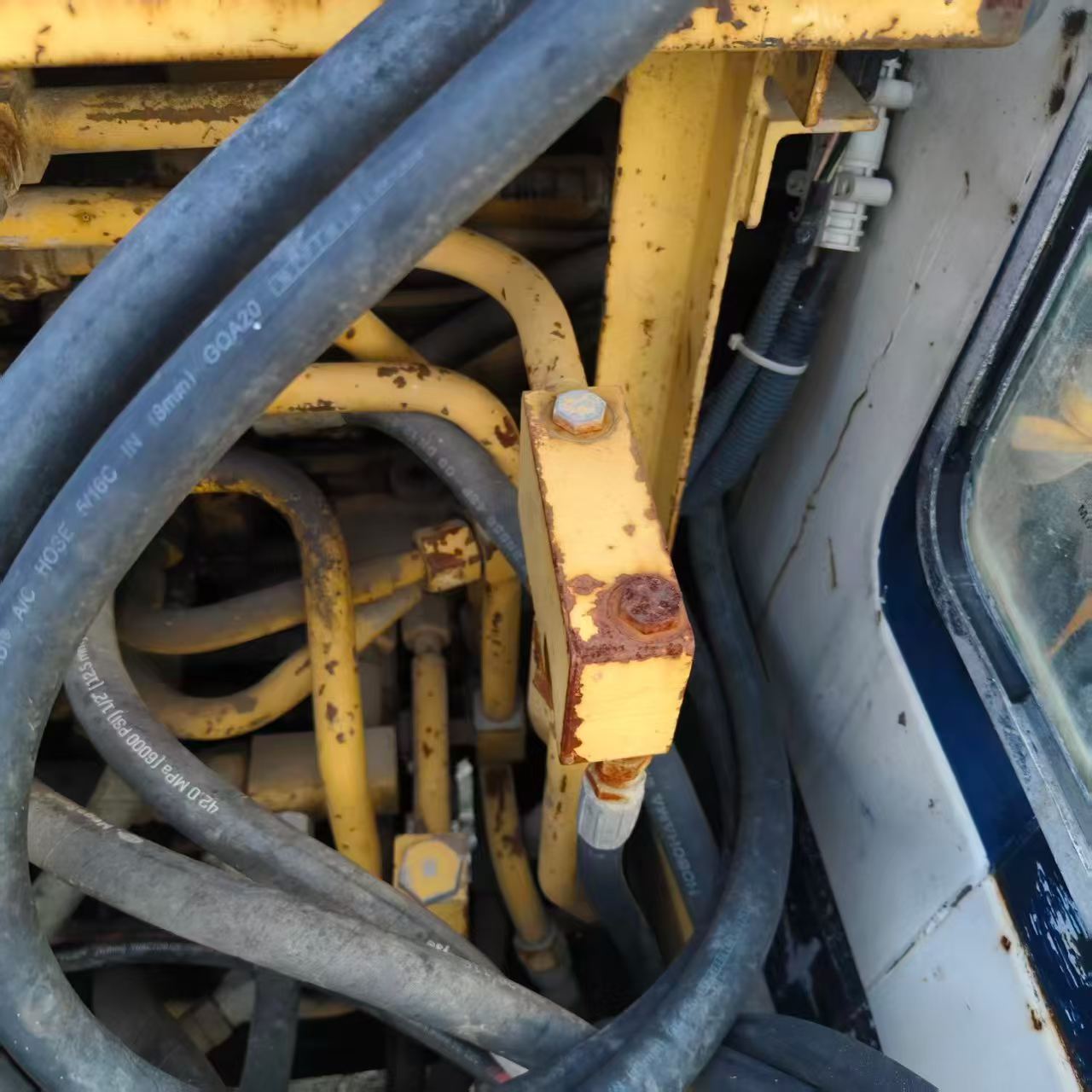 Buy Komatsu PC60-6 Used Excavator / 9