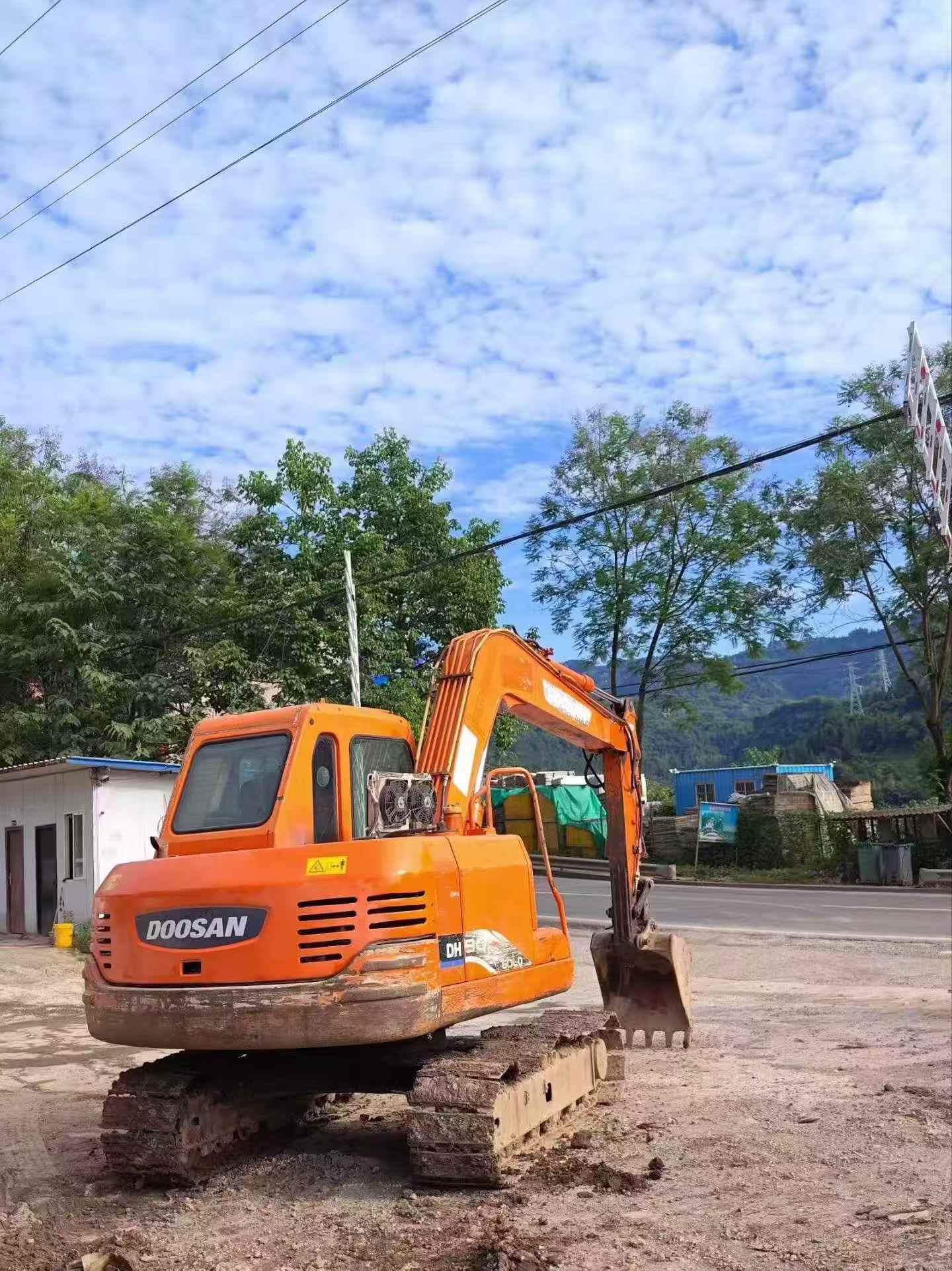 Buy Doosan DH80G Used Excavator / 2