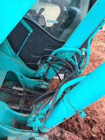 Buy Kobelco SK200-2 Used Excavator / 4 Buy Kobelco SK200-2 Used Excavator / 4