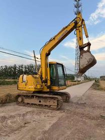 Buy Komatsu PC60 Used Excavator / 2 Buy Komatsu PC60 Used Excavator / 2