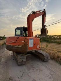 Buy Hitachi EX70 Used Excavator / 2 Buy Hitachi EX70 Used Excavator / 2