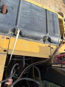 Buy Caterpillar 320D Used Excavator / 5 Buy Caterpillar 320D Used Excavator / 5