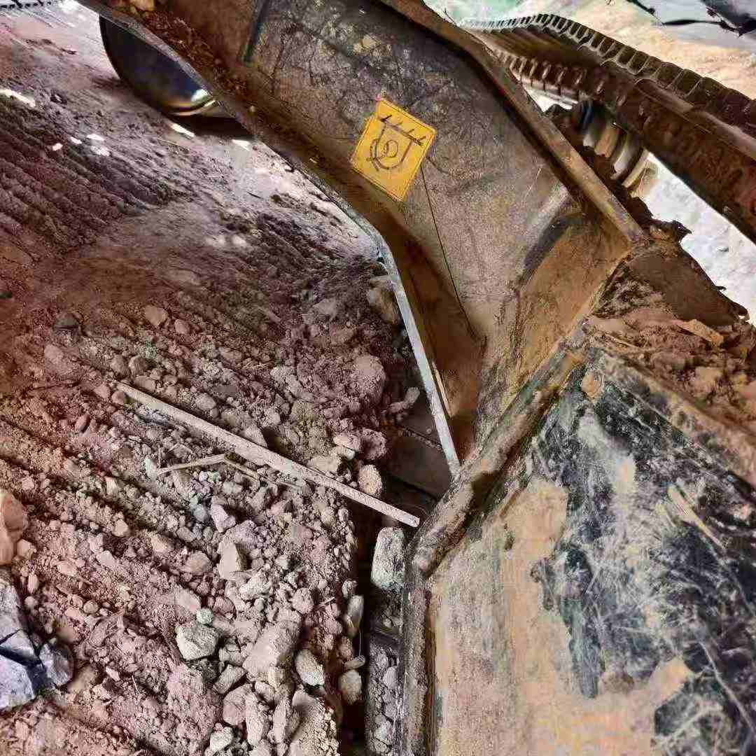 Buy Sany SY135 Used Excavator / 9