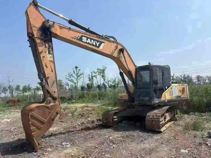 Buy Sany SY205C-8 Used Excavator / 1