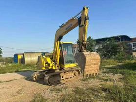 Buy Komatsu PC60-7 Used Excavator / 2 Buy Komatsu PC60-7 Used Excavator / 2