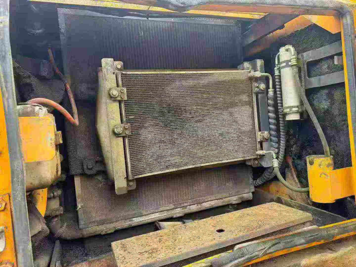 Buy Sany SY205C Used Excavator / 6