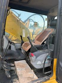Buy Komatsu PC200-7 Used Excavator / 8 Buy Komatsu PC200-7 Used Excavator / 8