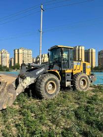 Buy XCMG LW500FV Used Loader / 2 Buy XCMG LW500FV Used Loader / 2