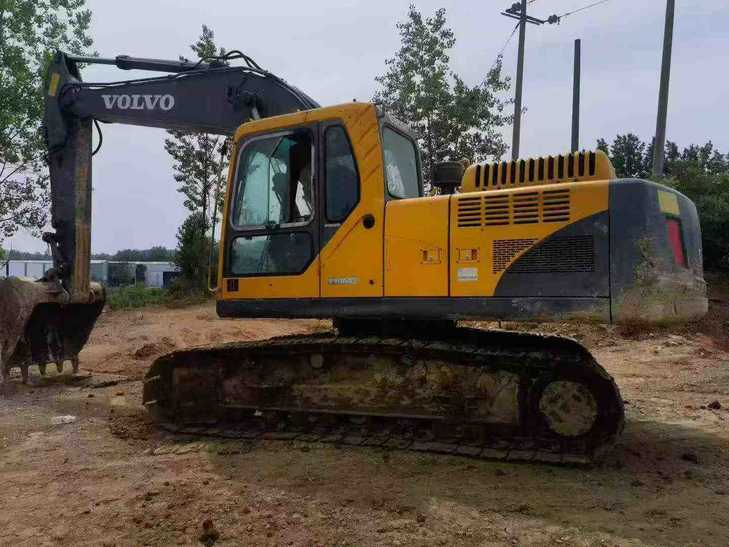 Buy Volvo EC210B Used Excavator / 1