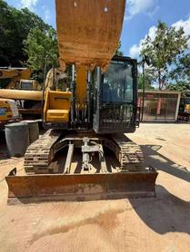 Buy XCMG XE2000 Used Excavator / 3 Buy XCMG XE2000 Used Excavator / 3