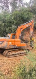 Buy Doosan DX150-9C Used Excavator / 3 Buy Doosan DX150-9C Used Excavator / 3