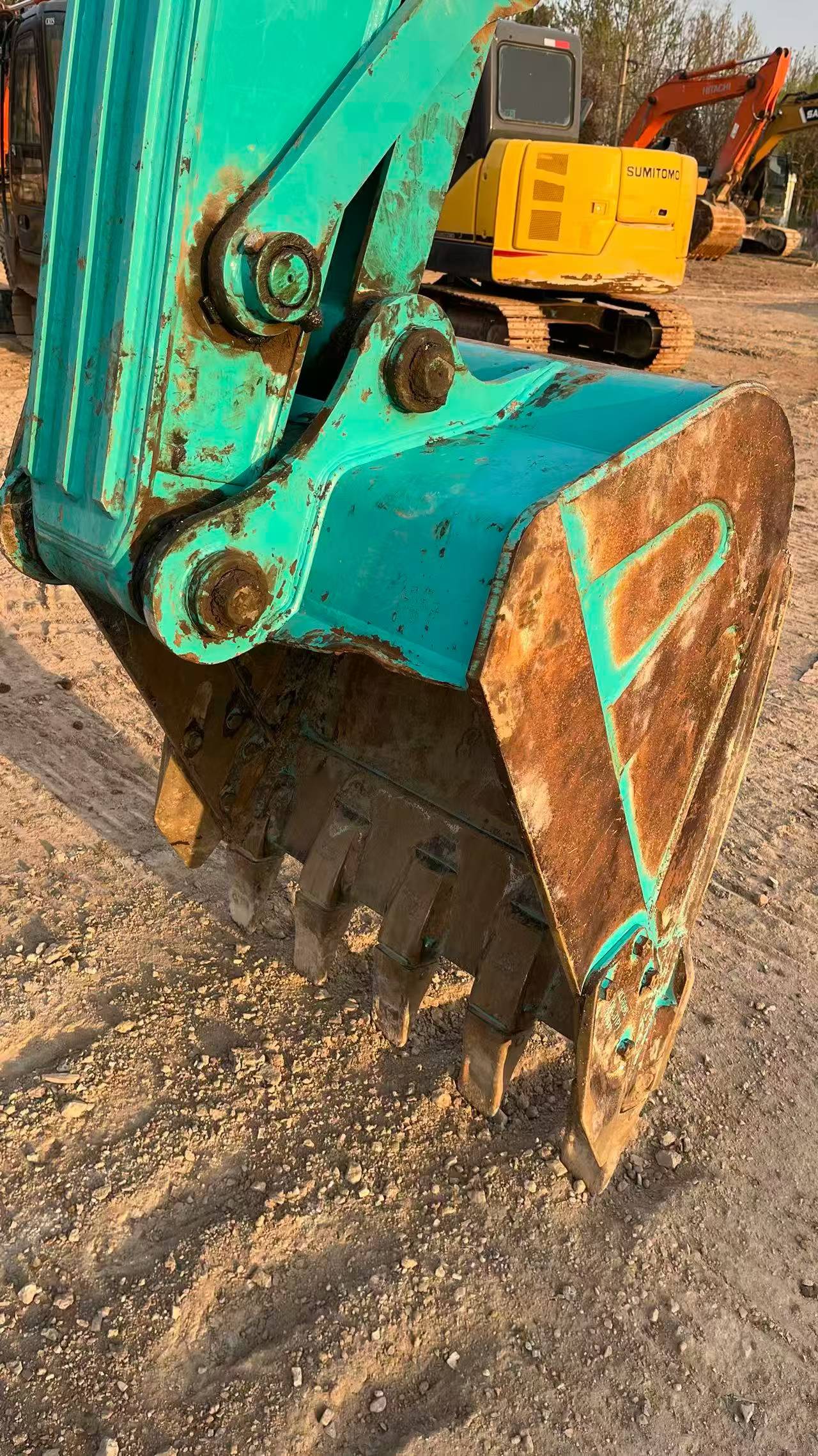 Buy Kobelco SK25SR Used Excavator / 3