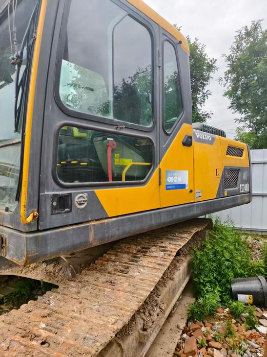 Buy Volvo EC200 Used Excavator / 1