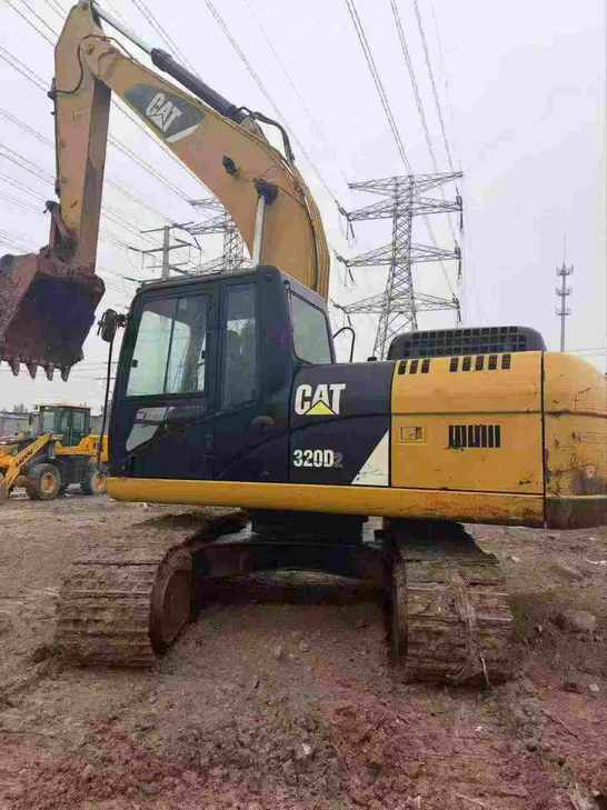 Buy Caterpillar 320D Used Excavator / 1