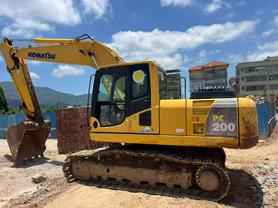 Buy Komatsu PC200-8N1 Used Excavator / 2 Buy Komatsu PC200-8N1 Used Excavator / 2