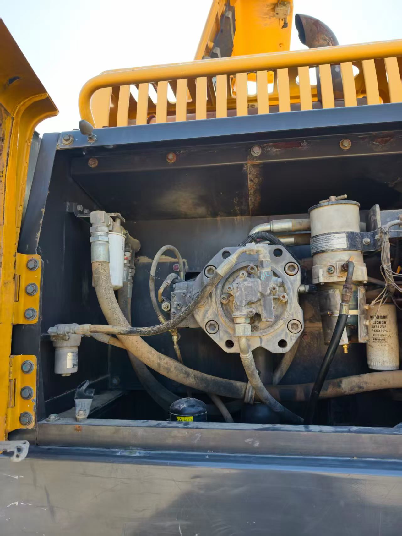 Buy Volvo L350F Used Excavator / 7